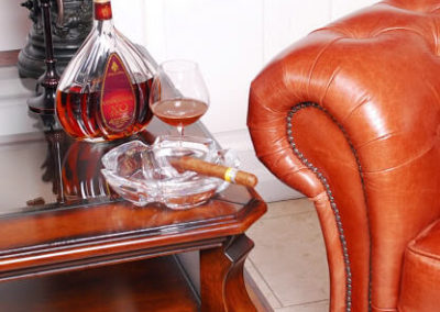 Bristol chesterfield fotel karfa