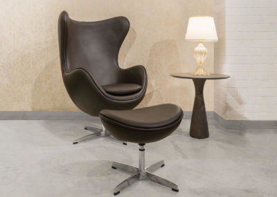 Egg Chair design fotel lábtartóval