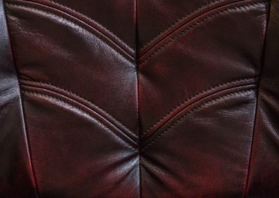 Admiral klasszikus bőr ülőgarnitúra részlet